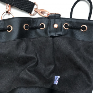 Bucket-Bag Schwarz/Rosé